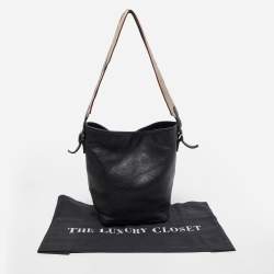 Pre Owned Burberry Black Leather Bucket Bag