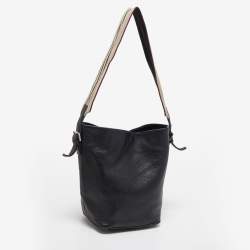 Pre Owned Burberry Black Leather Bucket Bag