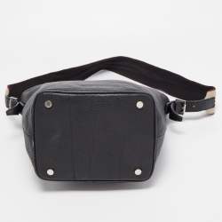 Pre Owned Burberry Black Leather Bucket Bag
