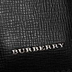 Pre Owned بادج لاغدغ بربري جلد أسود