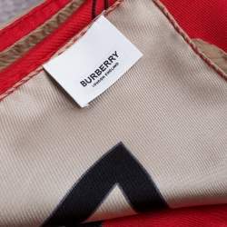 Pre Owned وشاح بربري مربع حرير مطبوع مونتاج أحمر