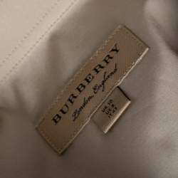 Pre Owned قميص بربري أكمام طويلة أزرار أمامية قطن بيج مقاس متوسط