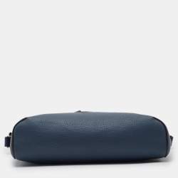 مملوكة مسبقًا Burberry Ash Blue Leather Large Pocket Messenger Bag