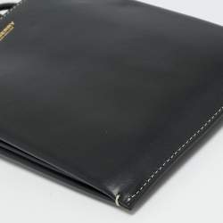 مملوكة مسبقًا حقيبة كروس بربري مبرشمة جلد أسود