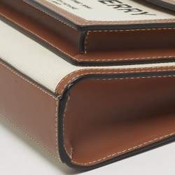 Pre Owned حقيبة يد توتس بربري جيب ميني قماش وجلد بني/أوف وايت