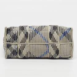 مملوكة مسبقًا Burberry Grey/Blue Check Knit Fabric Tote