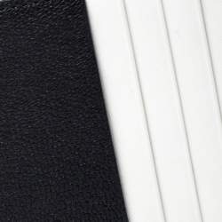 Pre Owned Burberry Black/White Leather Alwyn Zip Card Holder