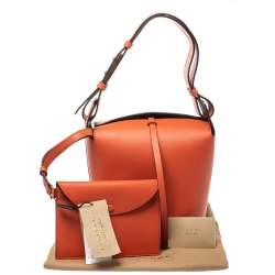 Pre Owned Burberry Clementine Leather Small Bucket Bag