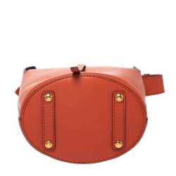 Pre Owned Burberry Clementine Leather Small Bucket Bag