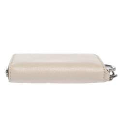 Pre Owned Burberry Beige Leather Zip Around Wallet