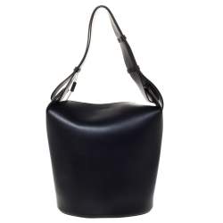 Pre Owned Burberry Black Leather Large Bucket Bag