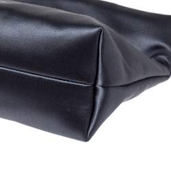 Pre Owned حقيبة كلاتش بربري دبوس مزخرفة كريستال ساتان رمادية 