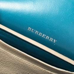 مملوكة مسبقًا حقيبة كروس بربري صغيرة حلقة حرف دي جلد بيج