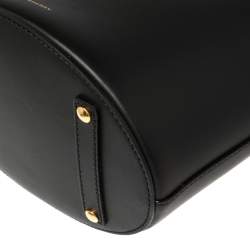 Pre Owned Burberry Black Leather Large Bucket Bag