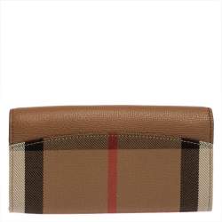 مملوكة مسبقًا Burberry Brown House Check Canvas and Leather Porter Continental Wallet