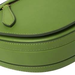 مملوكة مسبقًا حقيبة كتف بربري إصدار محدود 224/ 250 صغيرة جلد أخضر