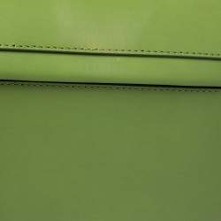 مملوكة مسبقًا حقيبة كتف بربري إصدار محدود 224/ 250 صغيرة جلد أخضر