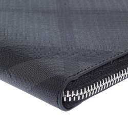 Pre Owned Burberry Charcoal Check Coated Canvas Zip Around Nolan Wristlet Wallet