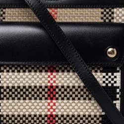 Pre Owned Burberry Black/Beige Latticed Leather Tote