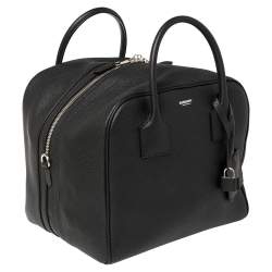 مملوكة مسبقًا Burberry Black Leather Medium Cube Duffle Bag
