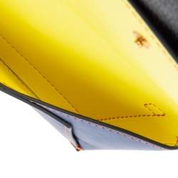 مملوكة مسبقًا محفظة بسلسلة بربري جلد أسود