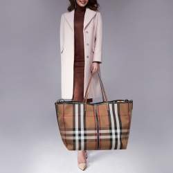 Burberry Extra Large Check Cotton Beach Tote in Brown