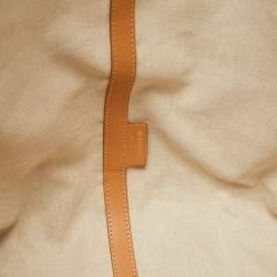 مملوكة مسبقًا Burberry Beige Canvas and Leather XL Beach Tote