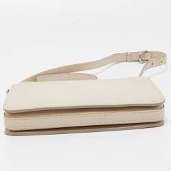 Pre Owned Burberry Cream Leather Triple Zip Crossbody Bag