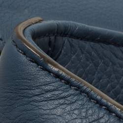 Pre Owned Burberry Blue Leather Large Pocket Messenger Bag