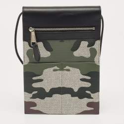 مملوكة مسبقًا Burberry Green Camouflage Print Coated Canvas and Leather Crossbody Bag