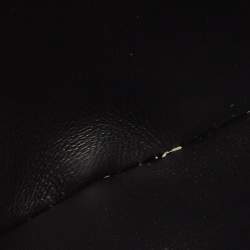 Pre Owned حقيبة كتف بربري إصدار محدود 224/ 250 صغيرة جلد أخضر