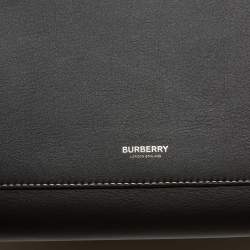 Pre Owned Burberry Black Leather Medium Soft Pocket Tote