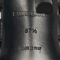 مملوكة مسبقًا صندل بربري جليديتور كعب رفيع جلد أسود مقاس 37.5