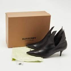 Pre Owned Burberry Black Leather Essendon Pumps Size 37.5