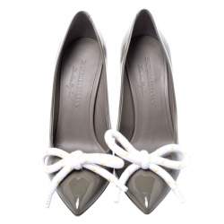 Pre Owned Burberry Grey Patent Leather Finsbury Bow Pointed Toe Pumps Size 37
