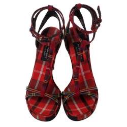 Burberry Red Novacheck Canvas Hans 110 T Strap Sandals Size 38