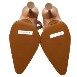 Pre Owned حذاء كعب عالى بربرى سير كاحل إيفان مطاط وجلد بنى مقاس 39.5