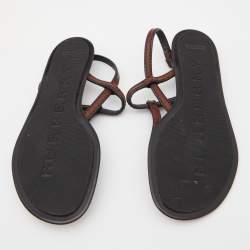 مملوكة مسبقًا Burberry Brown/Black Leather Flat Thong Sandals Size 37