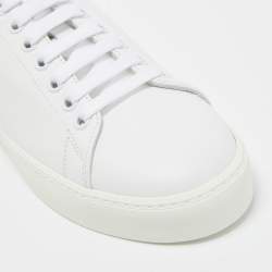 مملوكة مسبقًا حذاء رياضي بربري ويست فورد جلد أبيض بعنق منخفض مقاس 37.5