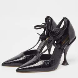 Burberry Black Snakeskin Leather Welton Sandals Size 38.5