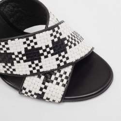 Burberry White/Black Woven Leather Block Heel Sandals Size 37