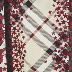 مملوكة مسبقًا Burberry Red/Beige Stars and Nova Check Chiffon Scarf