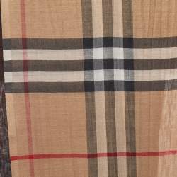 مملوكة مسبقًا وشاح بربري حرير كاروهات بيج