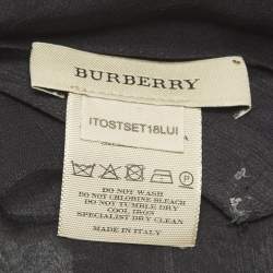 Pre Owned Burberry Beige Nova Print Silk Scarf