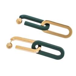 Pre Owned أقراط متدلية بربري وصلة سلسلة غير متماثلة لون ذهبي مطاطية خضراء