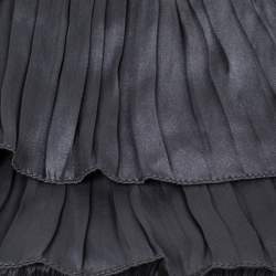 مملوكة مسبقًا Burberry Grey Stretch Silk Pleat Paneled Scarf