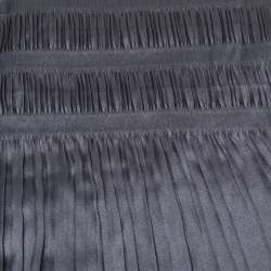 مملوكة مسبقًا Burberry Grey Stretch Silk Pleat Paneled Scarf