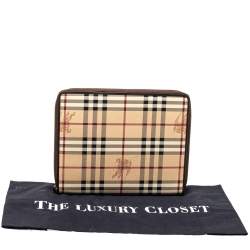 Pre Owned Burberry Beige/Brown Haymarket Check PVC Zip Around iPad Case