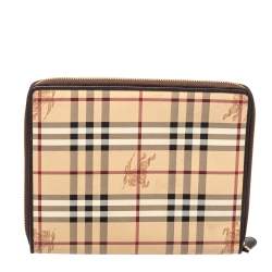 Pre Owned Burberry Beige/Brown Haymarket Check PVC Zip Around iPad Case