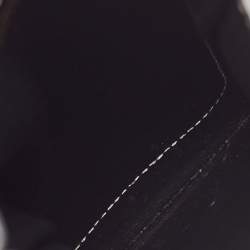 Pre Owned Burberry White/Black Leather Anne Phone Case